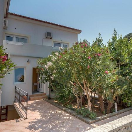 Pansion Belvedere Mali Lošinj Eksteriør billede