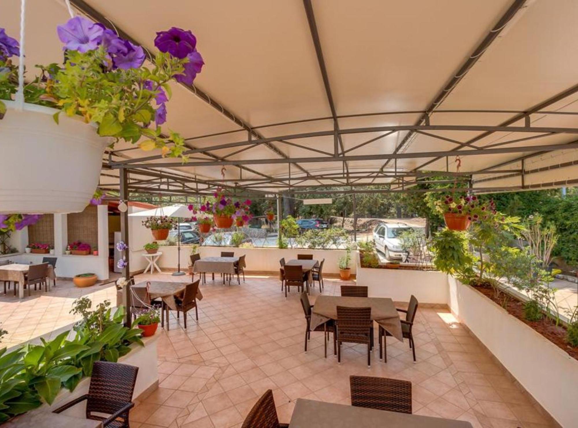 Pansion Belvedere Mali Lošinj Eksteriør billede